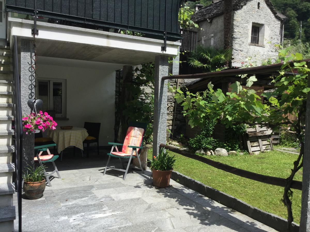 Ca Evelina Hotel Maggia Buitenkant foto